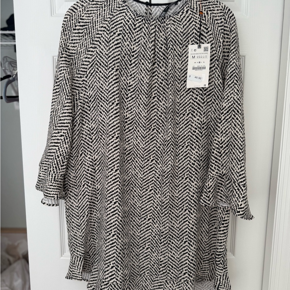 Zara Monochrome Chevron Long Sleeve Dress